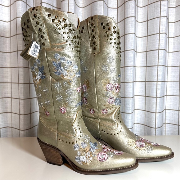 Dingo Poppy Floral embroidered Metallic Studded Snip Toe Cowboy Boots DI 732 - Picture 1 of 8